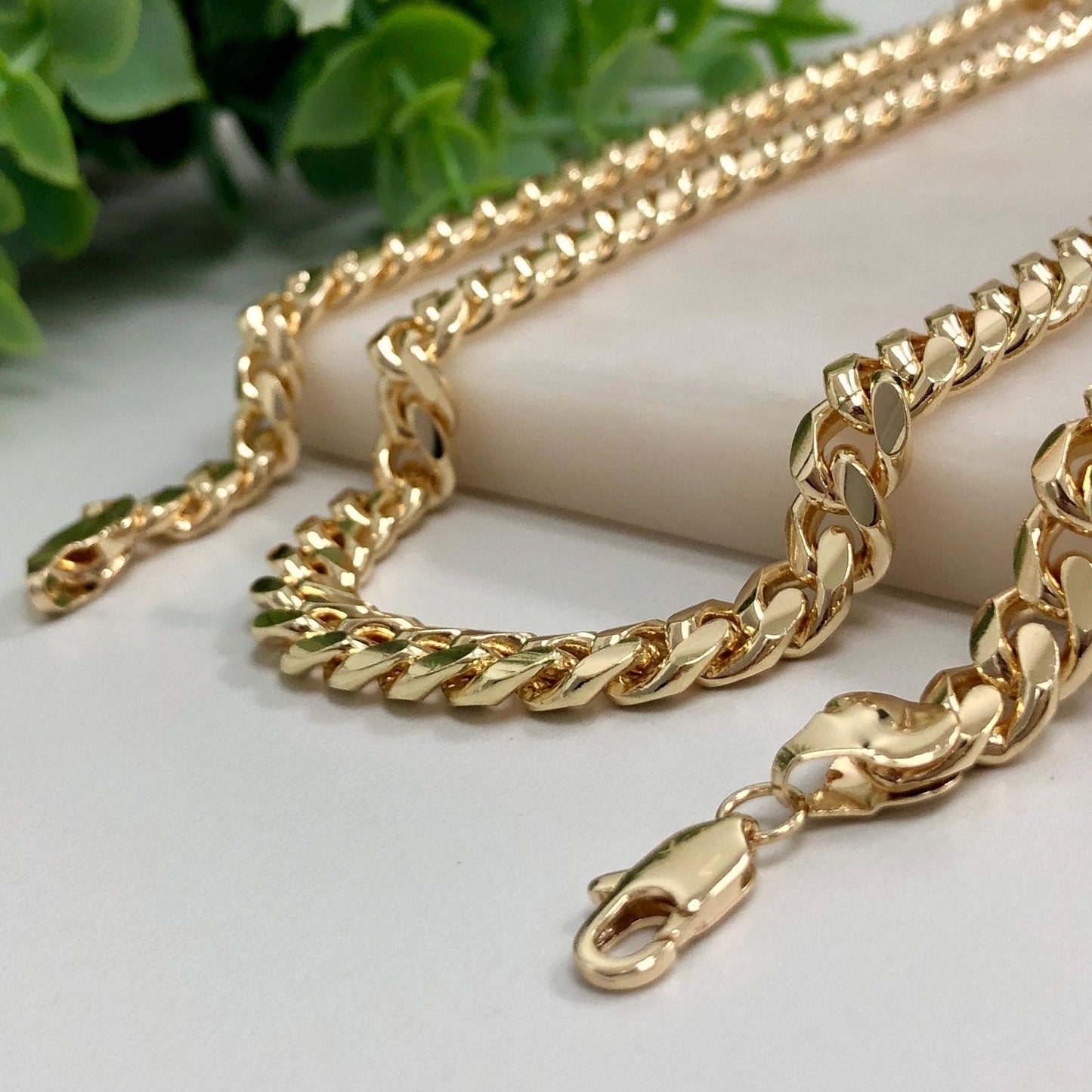 14k Gold Filled 8mm Cuban Link Chain or Bracelet, 8mm Link Chain, 22", 24", 26" Long, or 8.5" Bracelet, Unisex Chain, Wholesale Jewelry